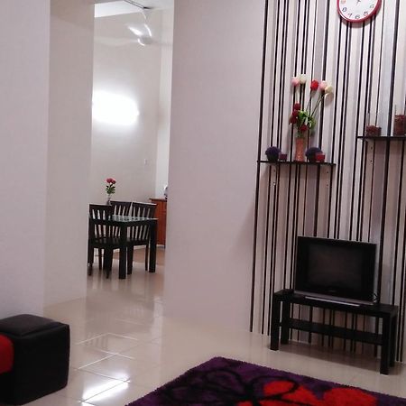Maihomestay Seri Iskandar Buitenkant foto